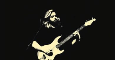 Russell Hammond Almost Famous