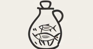 Oliver Bonas Fish Carafe