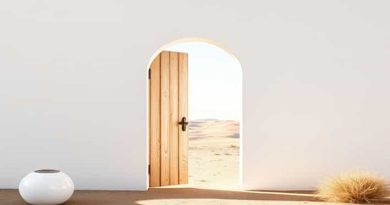 Quarter First Doorway To The West